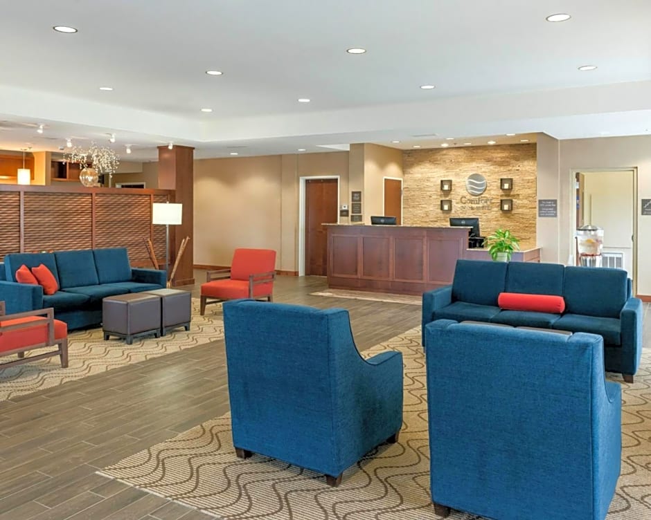 Comfort Inn & Suites West - Medical Center