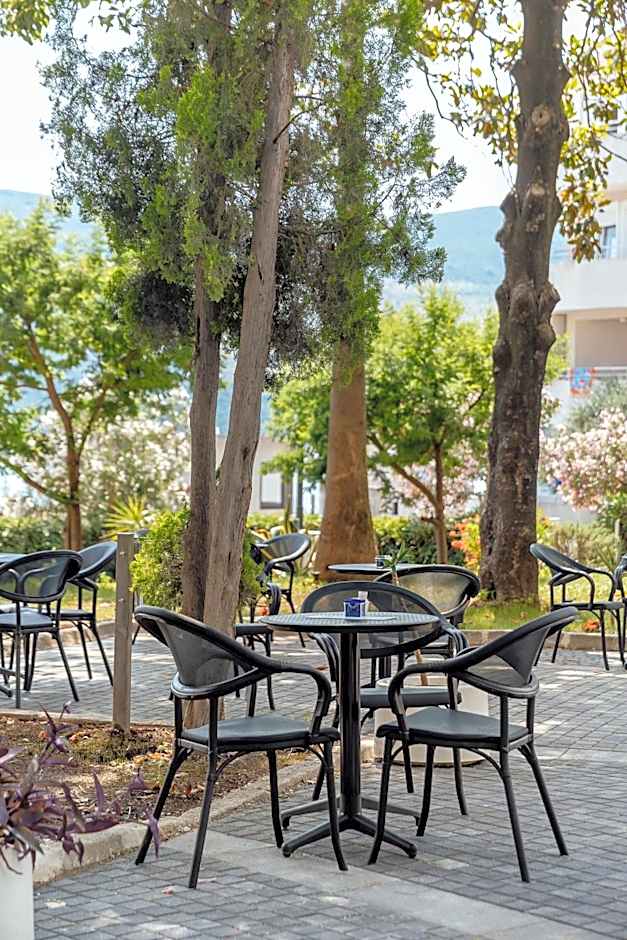 Depadans Hotela TALIA