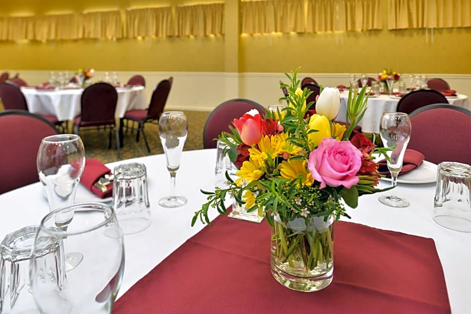 Holiday Inn Rancho Cordova - Northeast Sacramento, an IHG Hotel