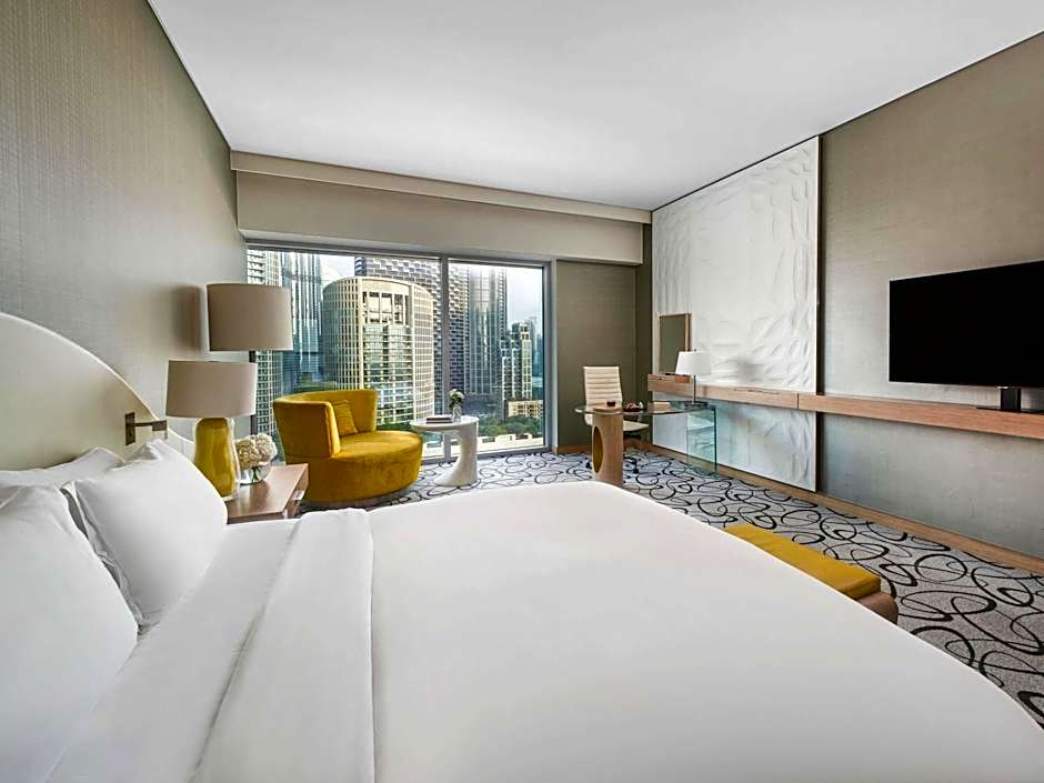 Photo 1 of 9 of Luxury 1 King Bed, Burj Khalifa View