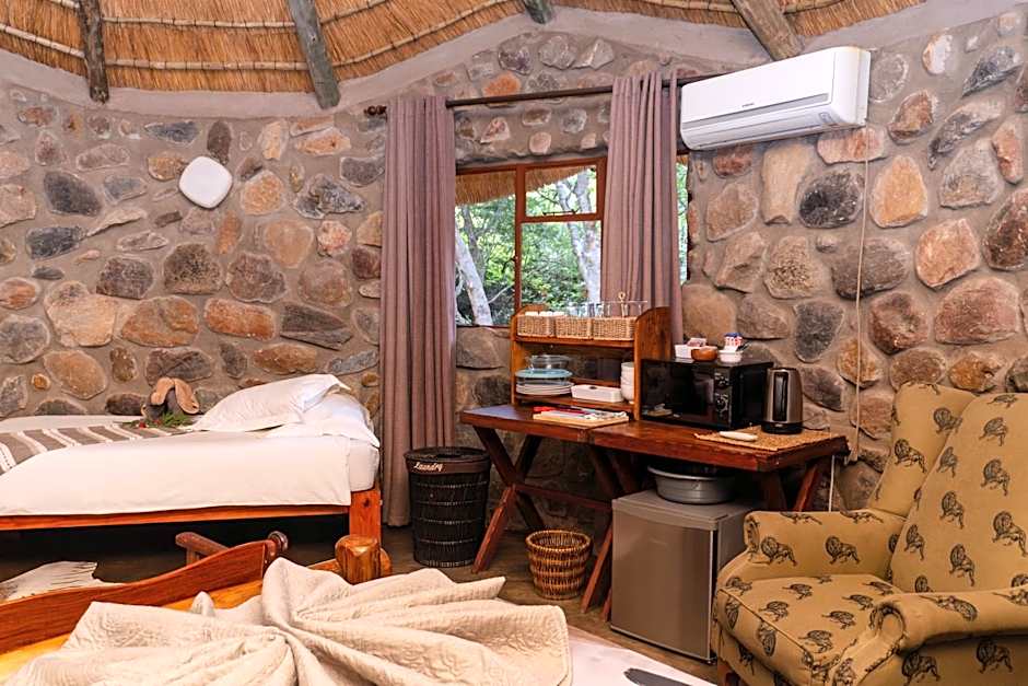 Shumba Safari Bush Camp