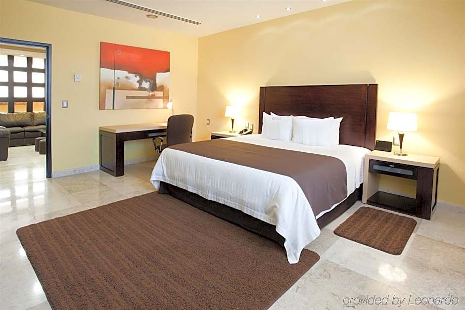 Hotel Hipico Inn