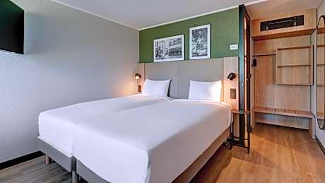 Standard Room - 2 Single Beds