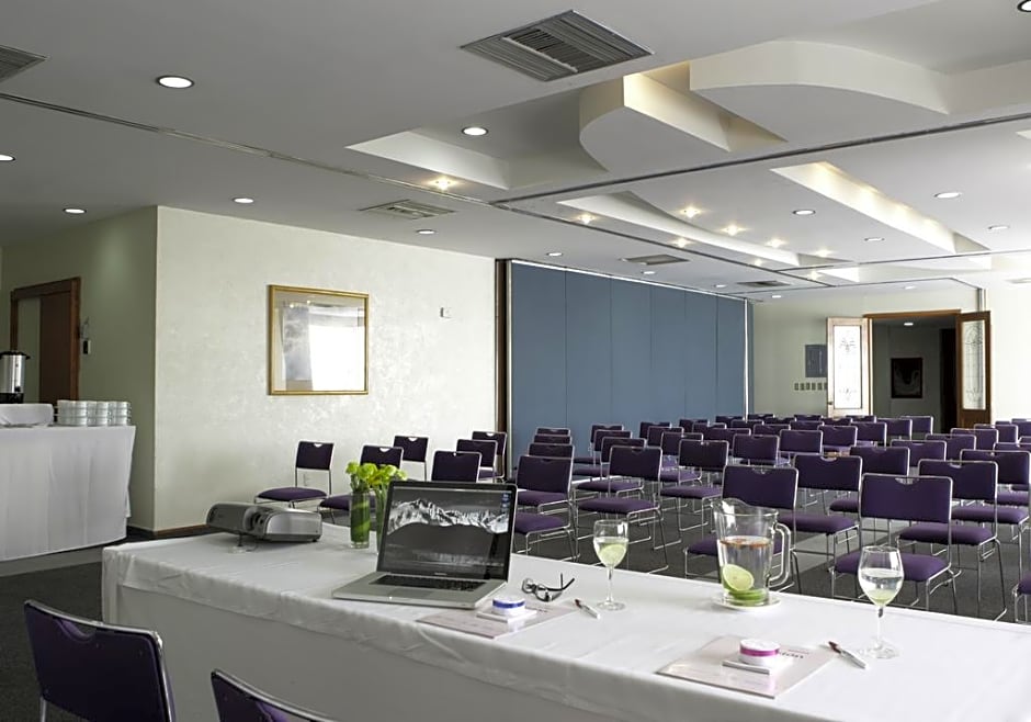 Hotel Mision Express Celaya