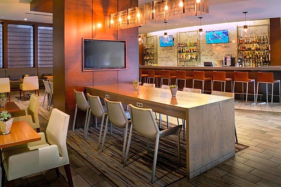 Newport News Marriott At City Center