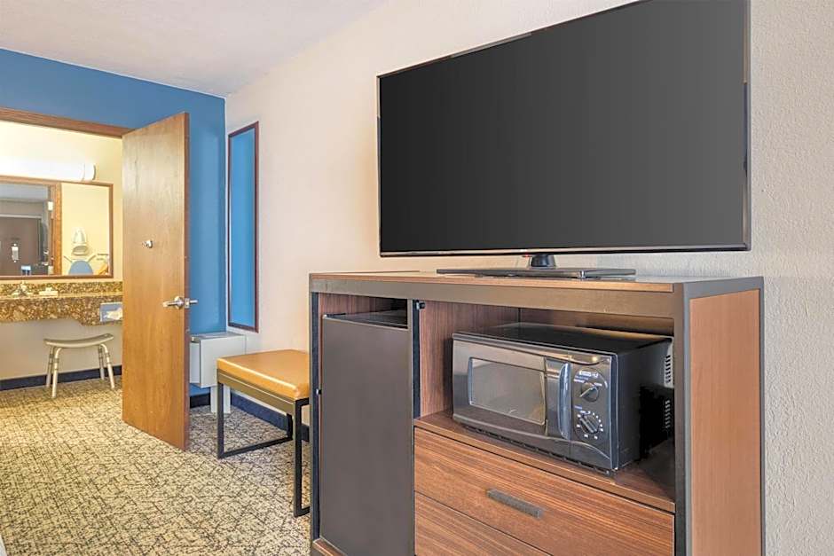 Best Western Winners Circle Inn