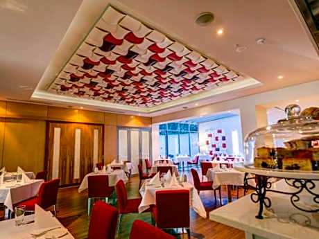 Mantra Charles Hotel Launceston