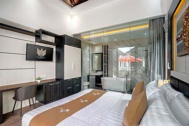 Puri Keraton Seminyak