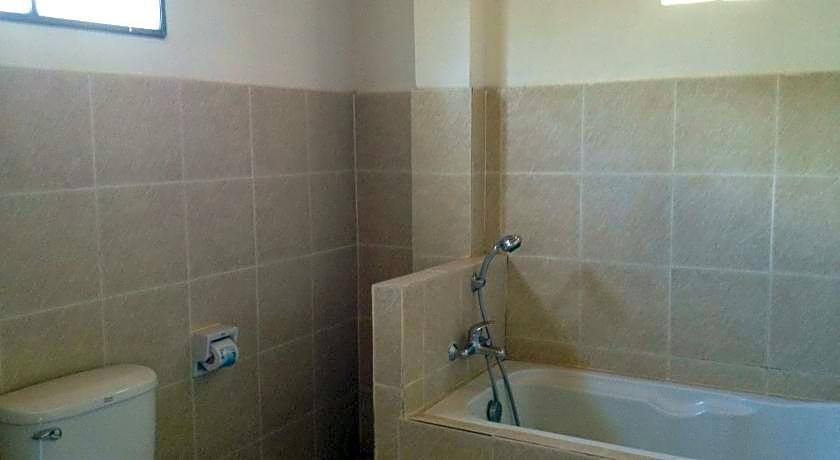 Malibu Beach Bungalows