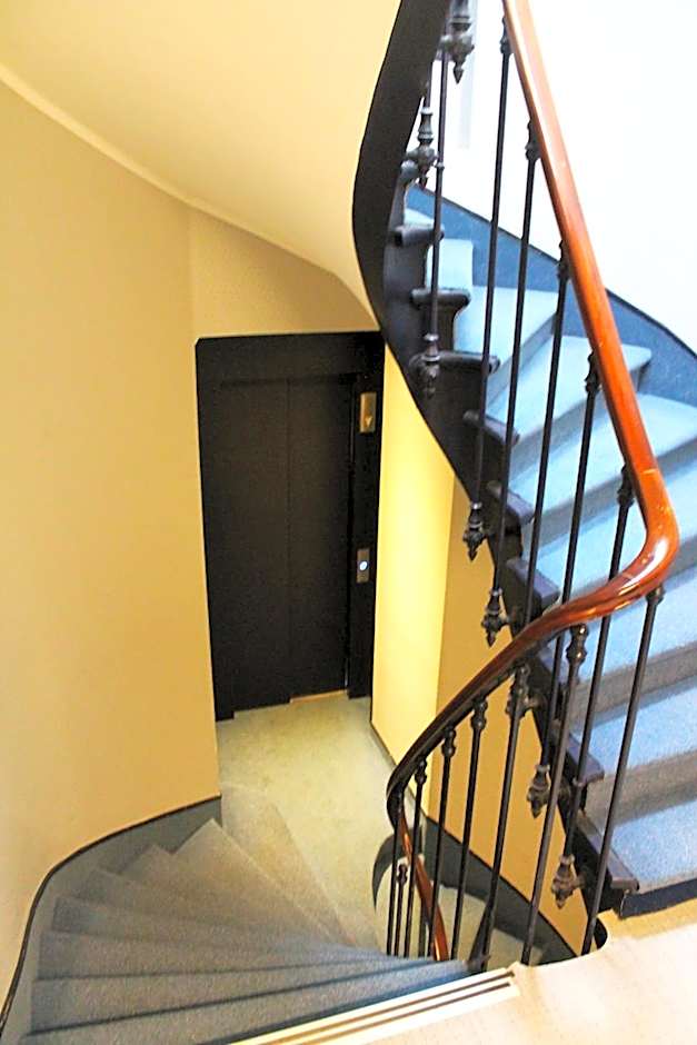 Avia Hotel Saphir Montparnasse