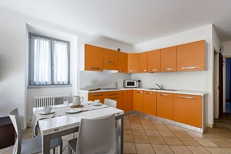 Apartment (8 Adults)