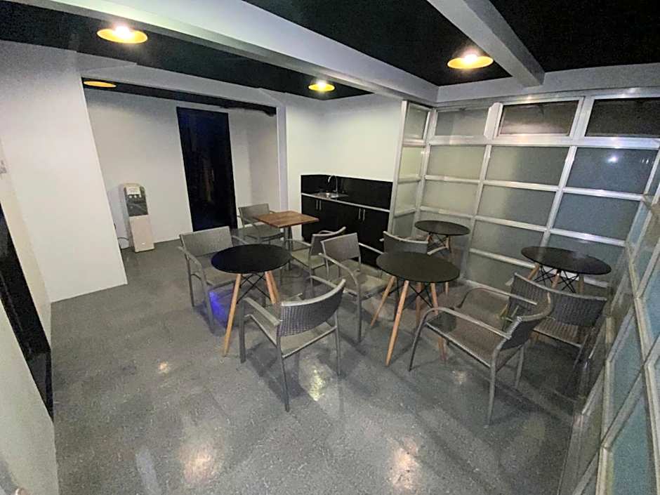 ARK Hostel City Center Manila