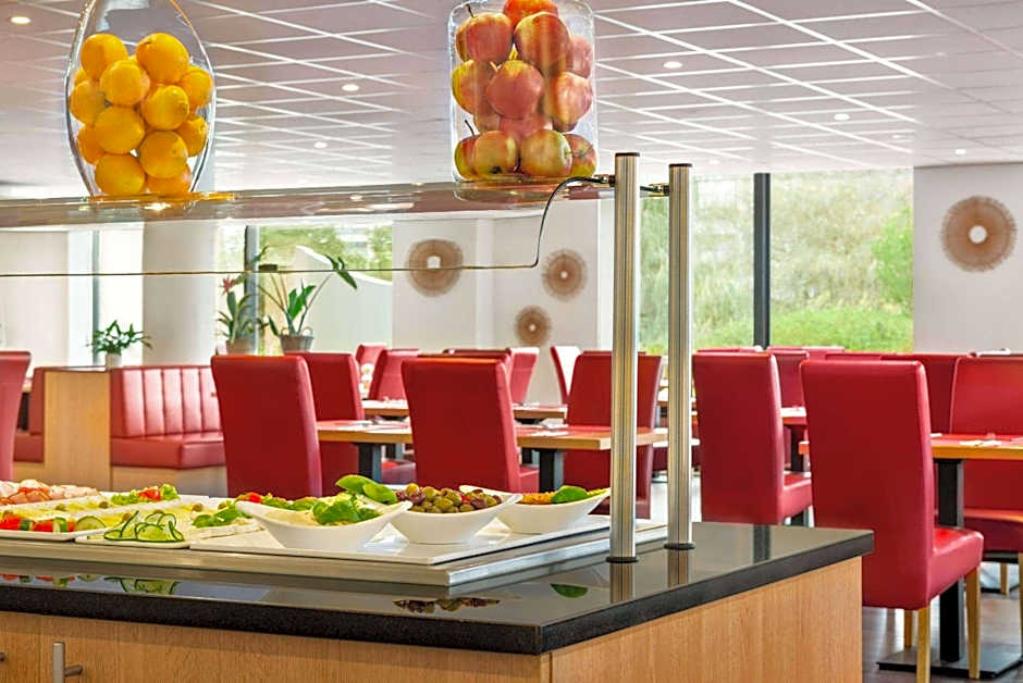 Amedia Amsterdam Airport, Trademark Collection by Wyndham