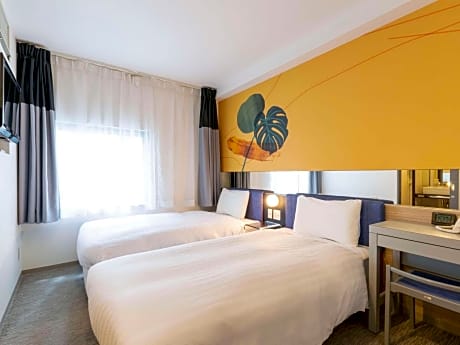 Economy Twin Room - Non-Smoking