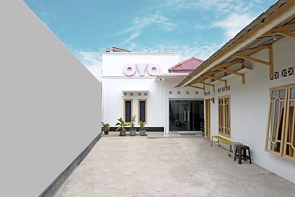 OYO 1185 Sachila Residence Syariah