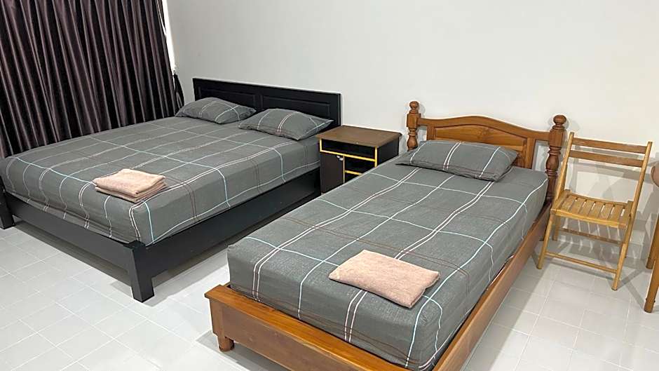 Muangthongthani Rental/Khun Dan