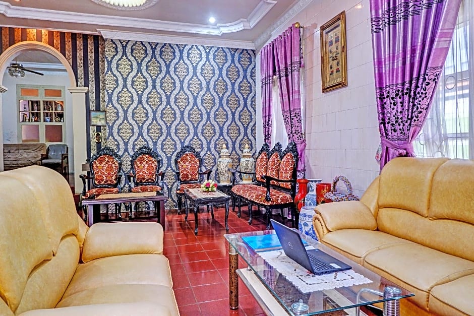 SPOT ON 91980 Kost Beringin 4