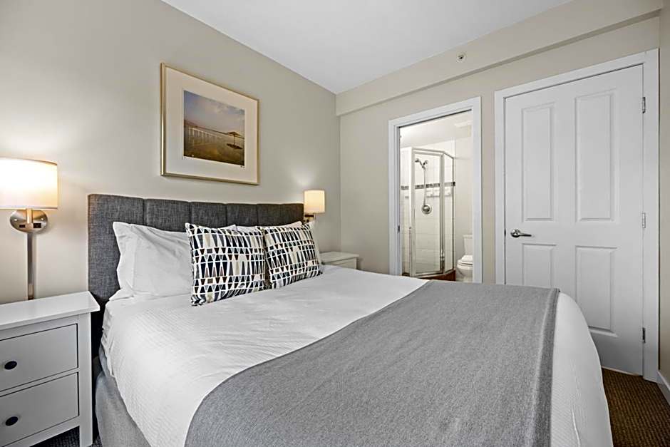 Alpenglow Lodge Two Bedroom Apartment by MVA