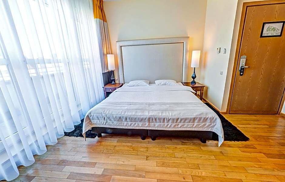 Don Prestige Residence