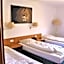 Hotel Alsterquelle 24h Check-in, Free Parking and WiFi