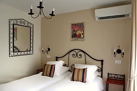 Superior Twin Room with Garden View