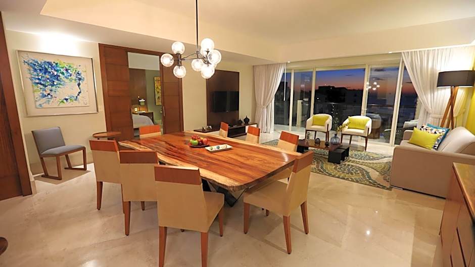 Altitude by Krystal Grand Los Cabos - All Inclusive