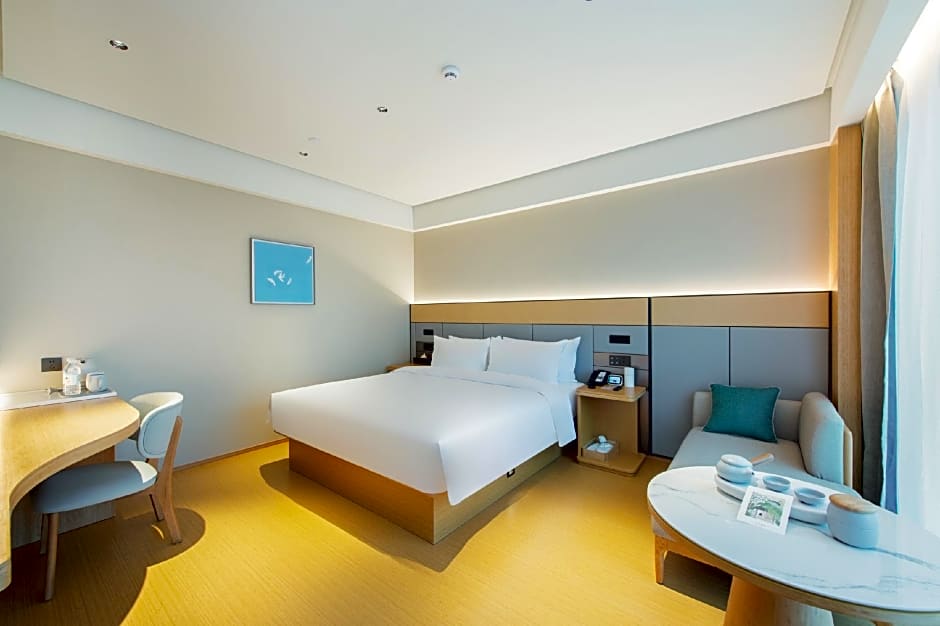 JI Hotel Xiangyang Dongjin Minfa Century Plaza