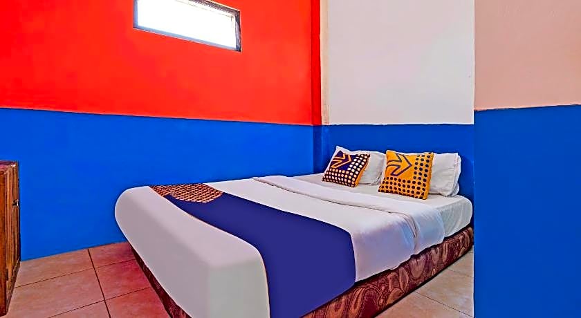 SPOT ON 93622 Wisma Dua Putra Syariah