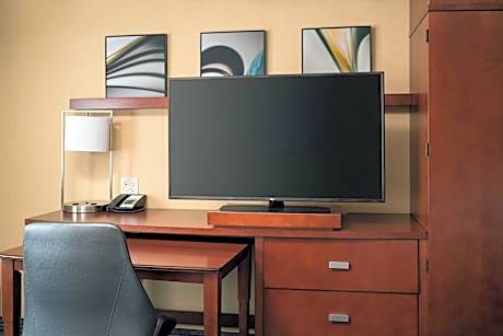 Room, 2 Queen Beds, Mountain View (Hearing Accessible)