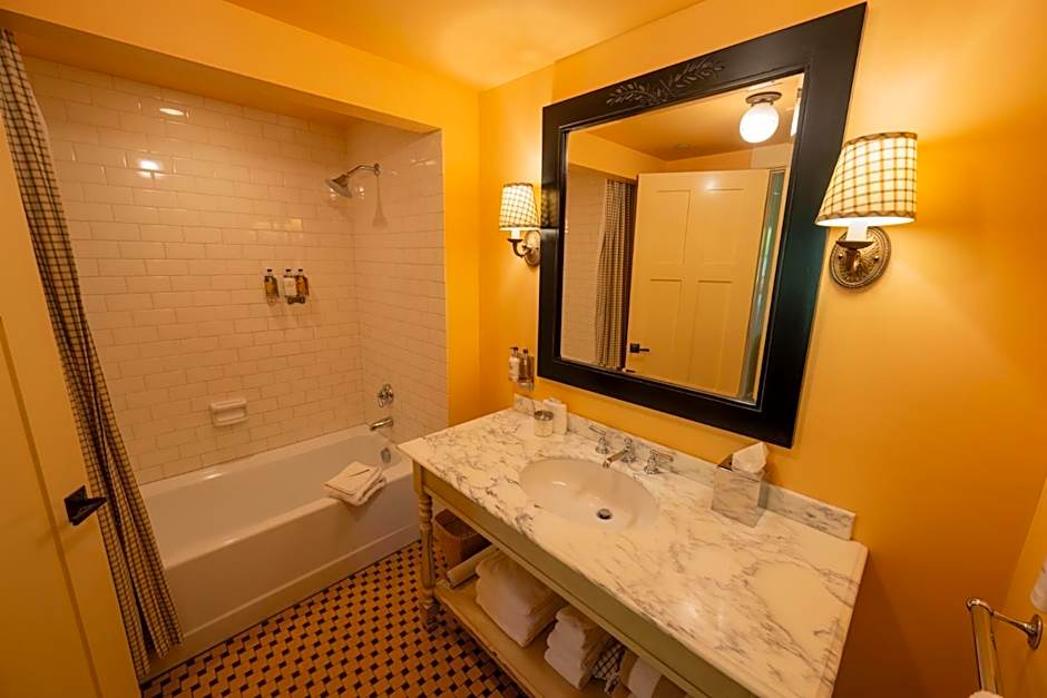 Tallman Hotel