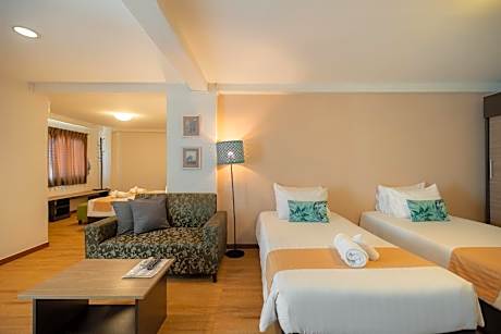 Family Suite - Round trip transfer Suvarnabhumi Airport