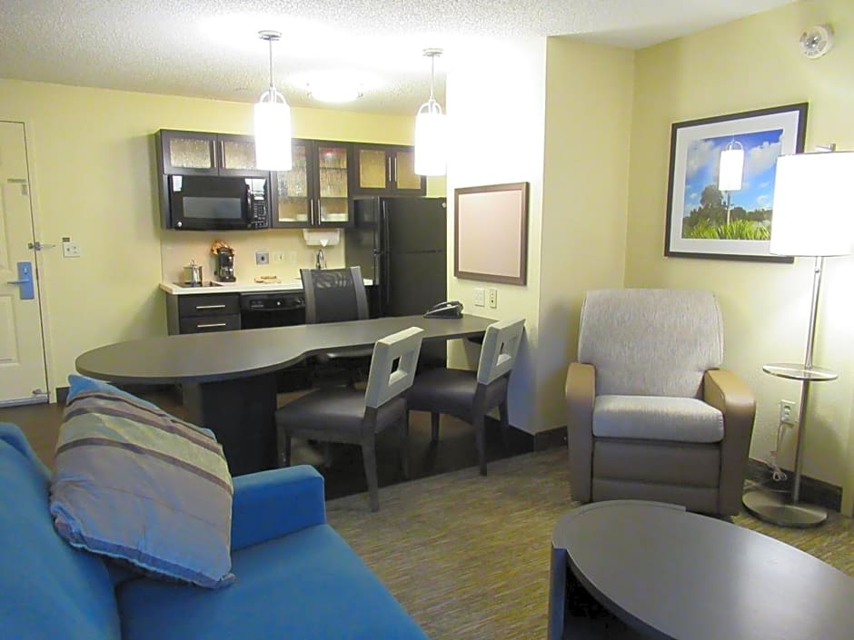 Candlewood Suites Lake Mary