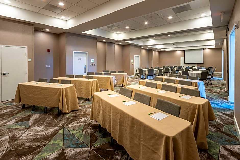 Holiday Inn Hotel & Suites Memphis-Wolfchase Galleria By IHG