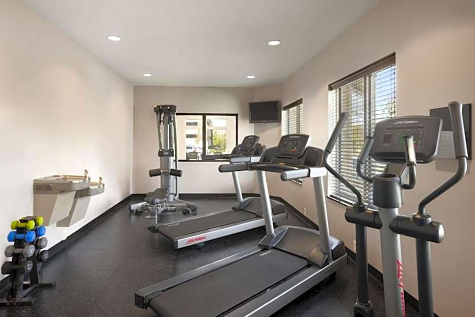 University Hotel Davis Area by IHG