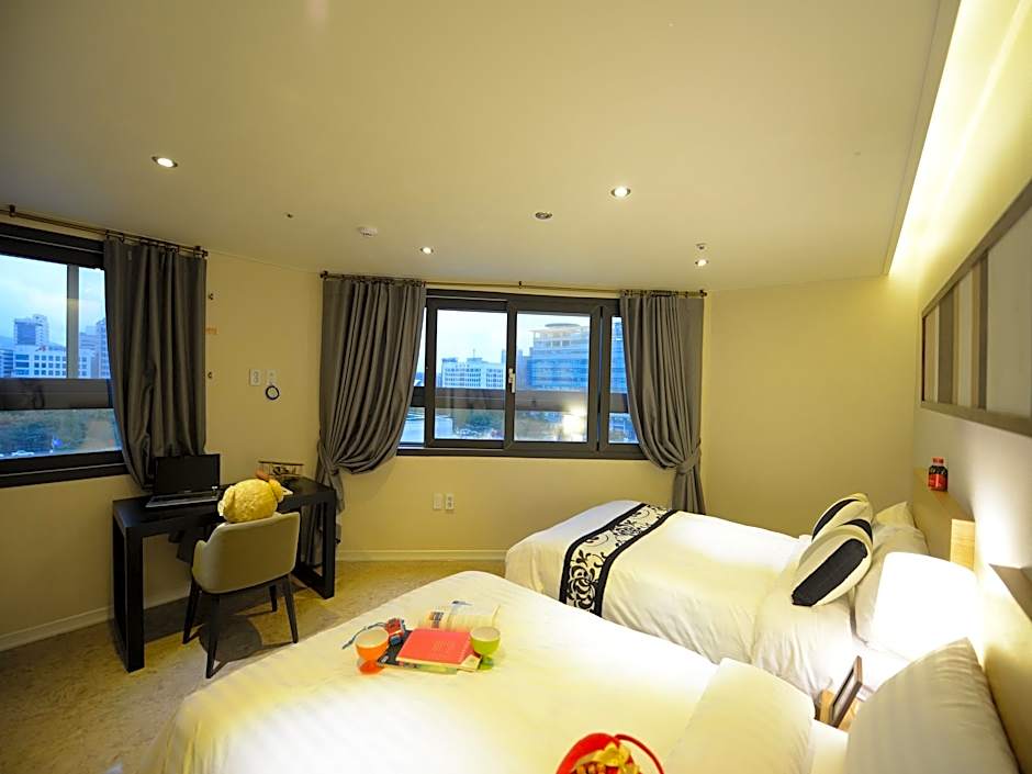 Dunsan Graytone Hotel