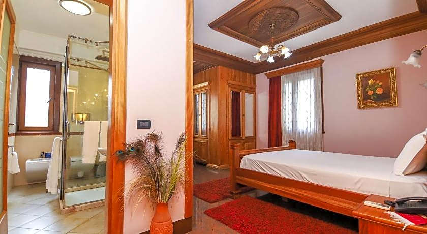 Brilant Antik Hotel