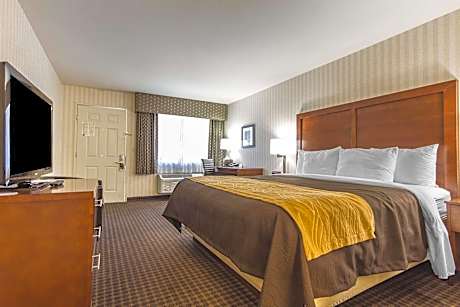 King Room - Accessible/Non-Smoking