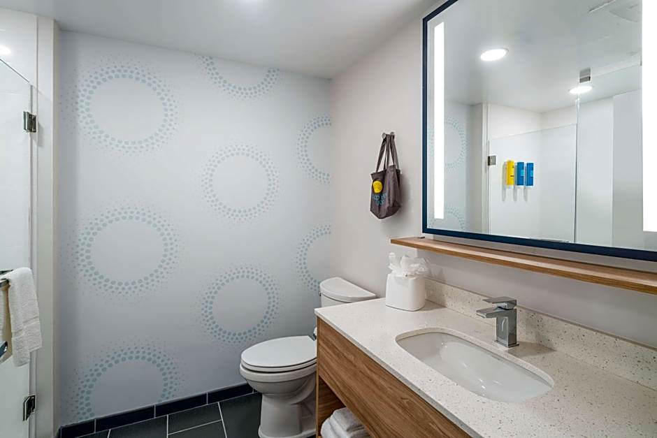 Tru By Hilton Savannah Airport