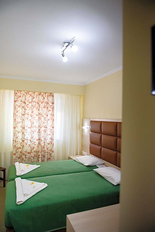 Santa Rosa Hotel & Beach