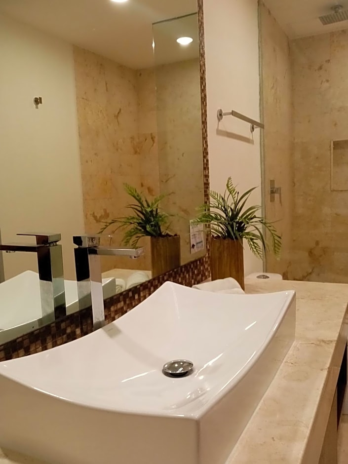 Anah Suites