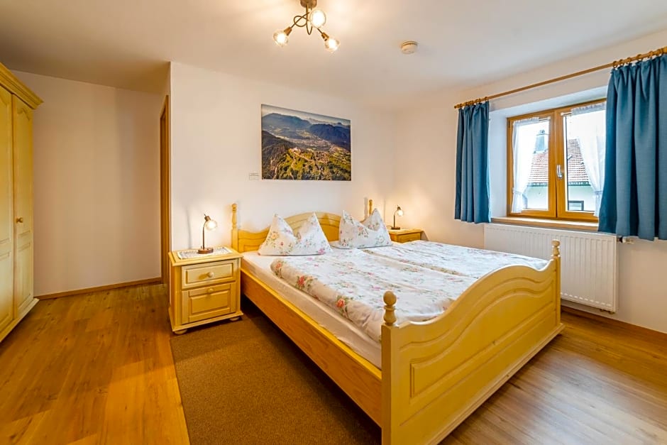 Schmuckhof inklusive "Chiemgau Karte" ab 1 Mai