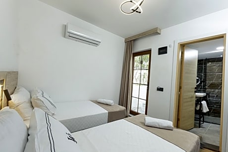 Economy Twin Room
