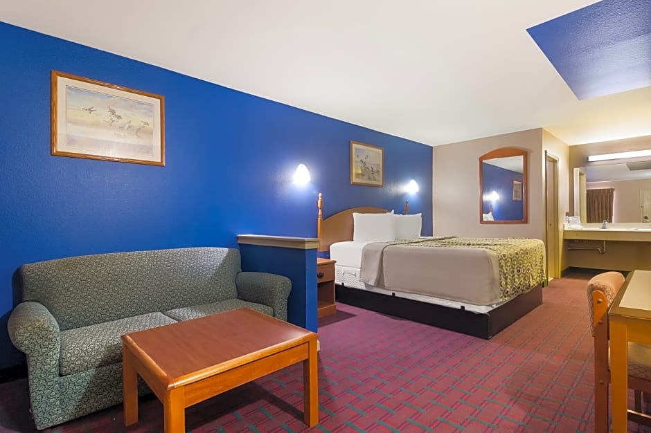 Scottish Inns Hankamer TX