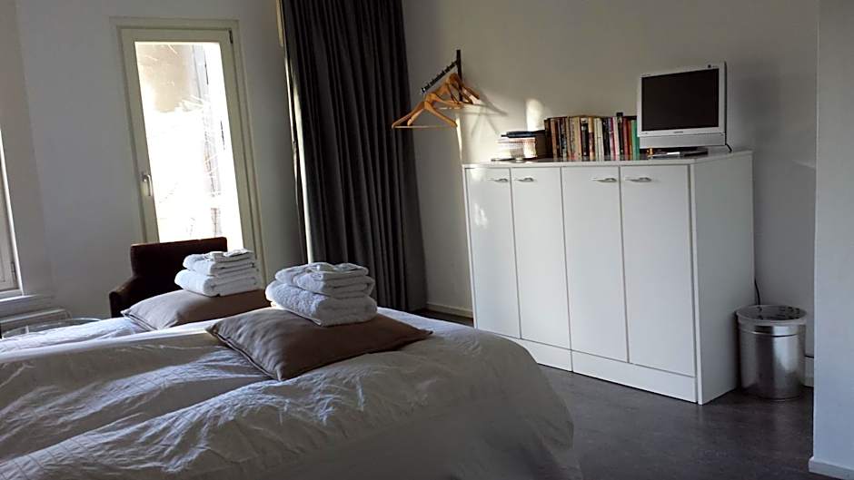 Bed & Breakfast WestViolet