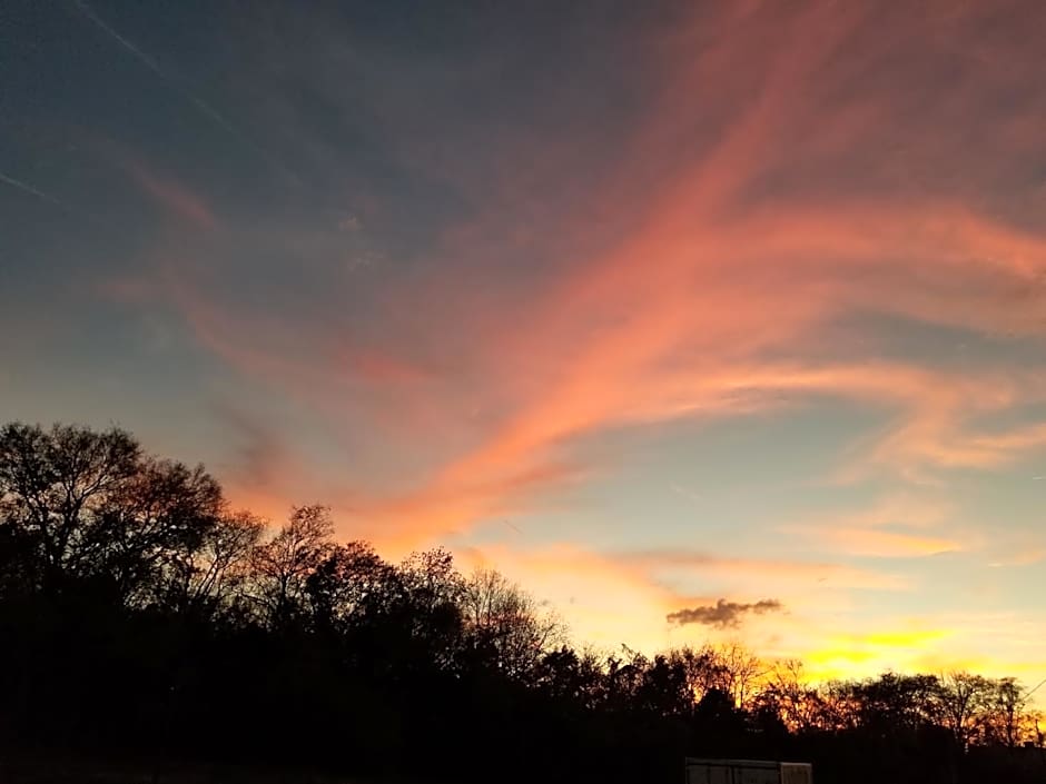 Drakes Creek Inn - formerly The Relax Inn