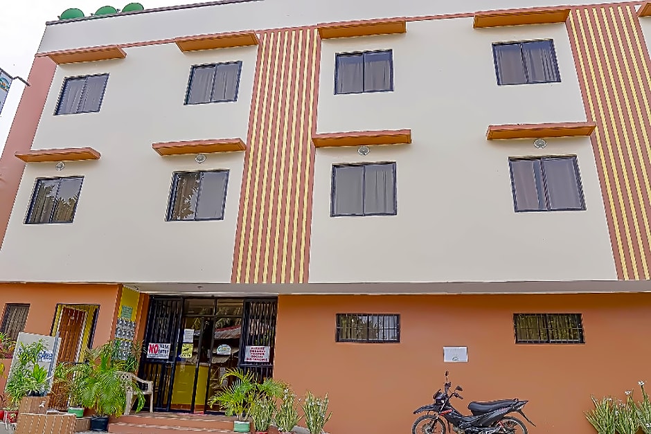 RedDoorz @ La Briana Guest House Bantayan Cebu