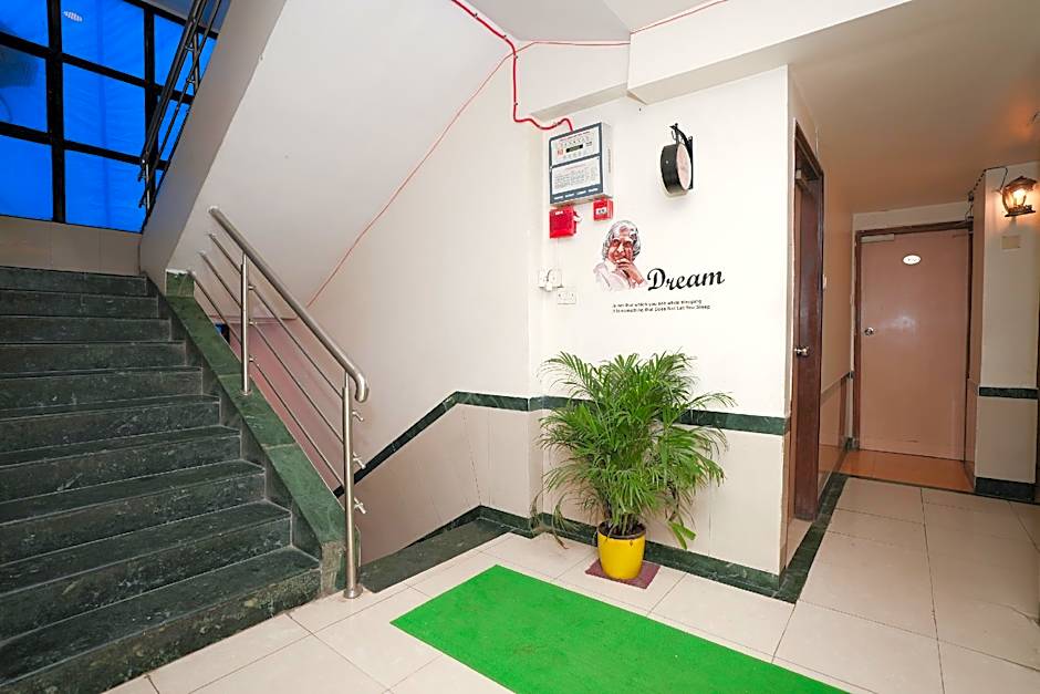 Hotel Neelkiran by ZUZU – Navi Mumbai, KY