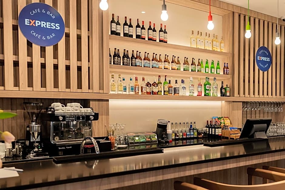 Holiday Inn Express Warsaw - Mokotow By IHG