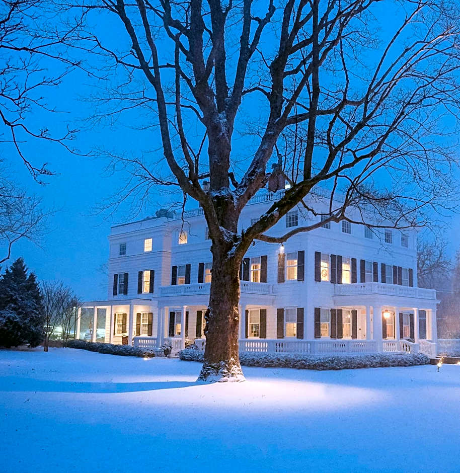 Topping Rose House