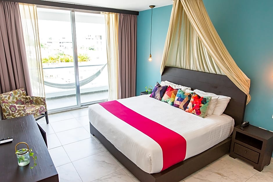 Soho Playa Hotel